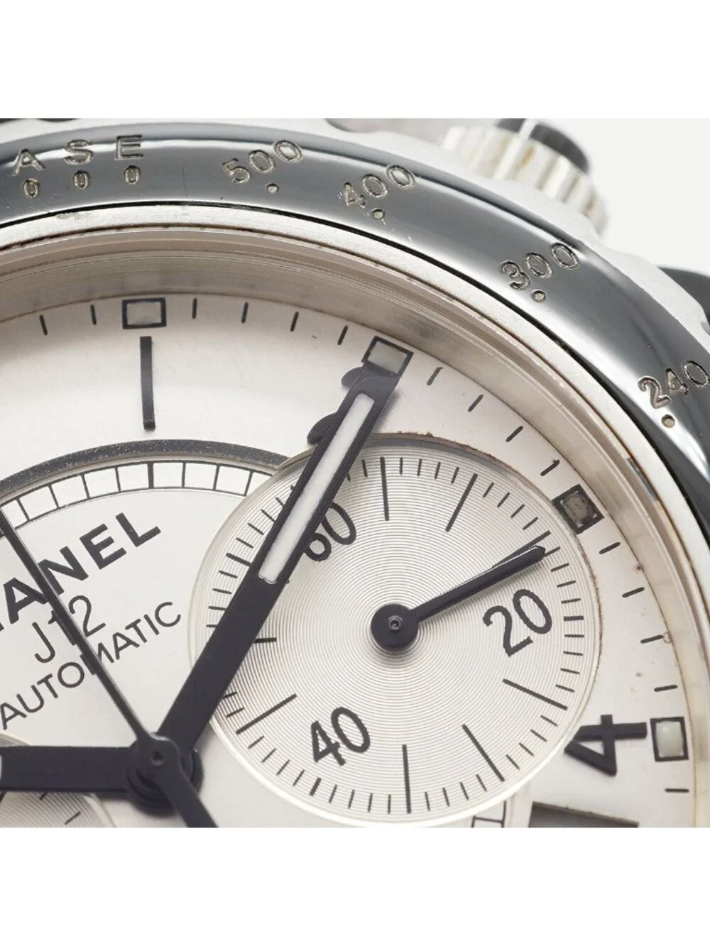CHANEL j12 h2681